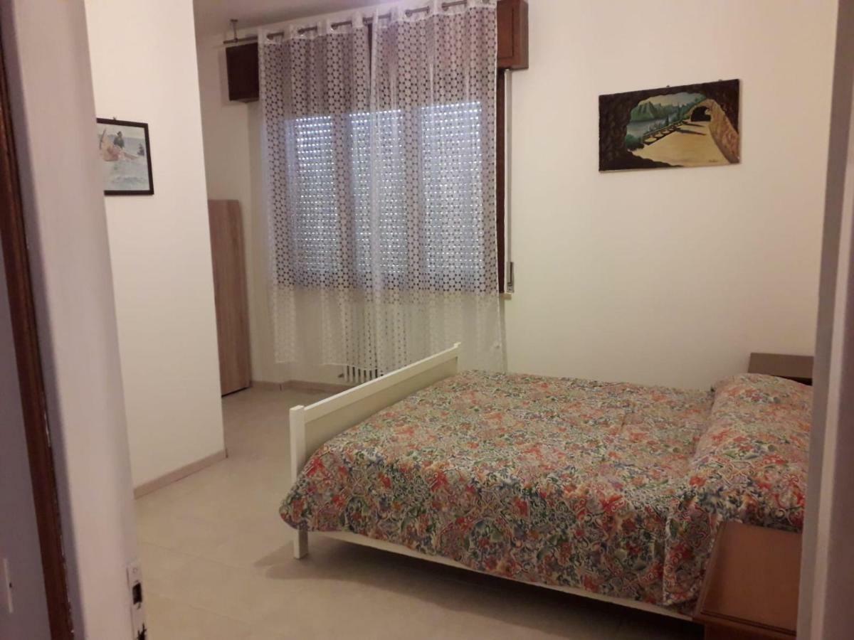 Kola Age Hotell Peschiera del Garda Eksteriør bilde